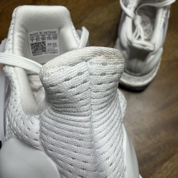 Adidas Ultraboost 1.0 White Cloud Women's Sz. 7 NEW - Picture 8 of 10